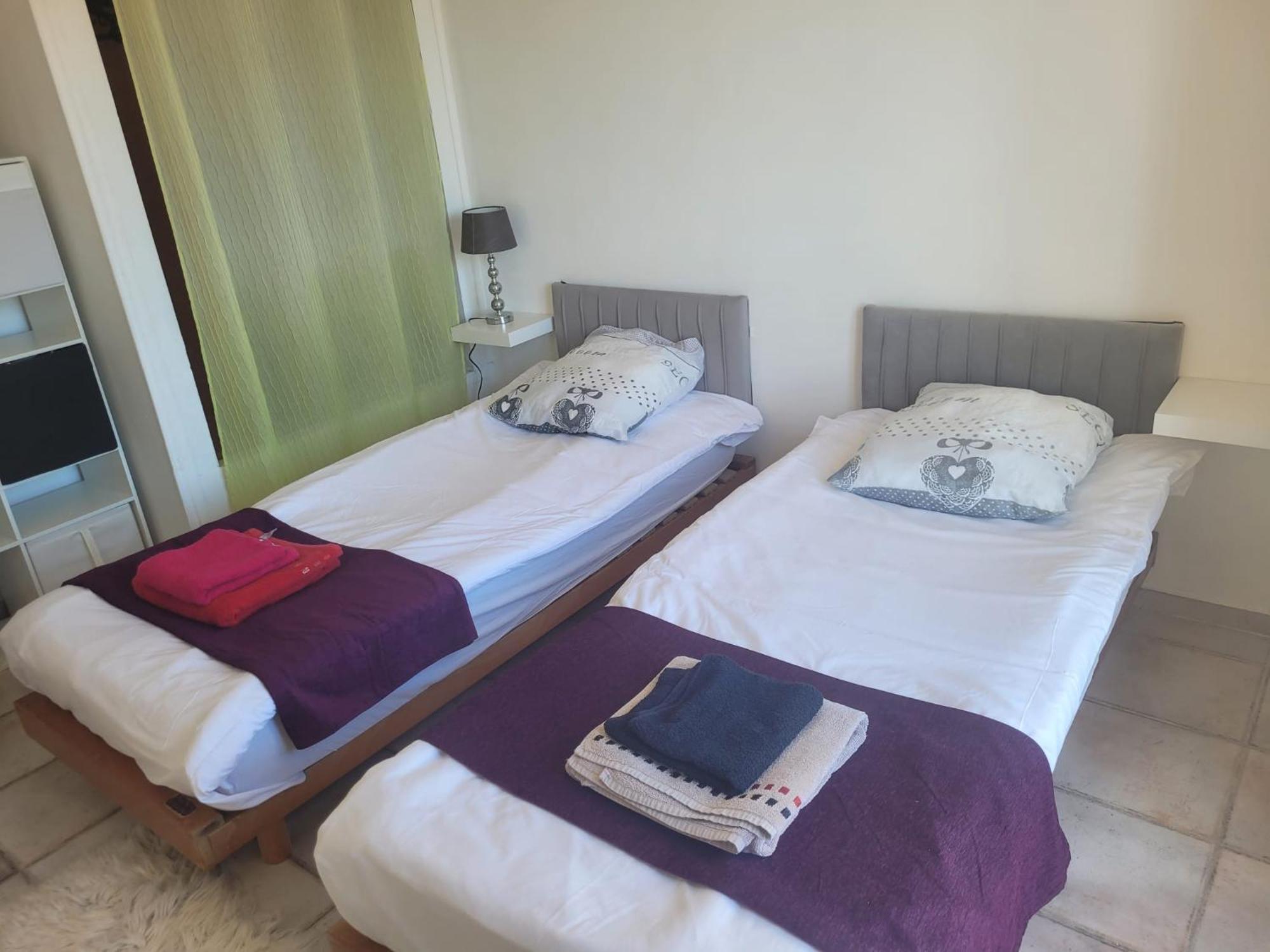 רוניאק Appartement Proche Aeroport Marseille Marignane - Studio Confortable - Logement Ideal - Hebergement Tout Equipe מראה חיצוני תמונה
